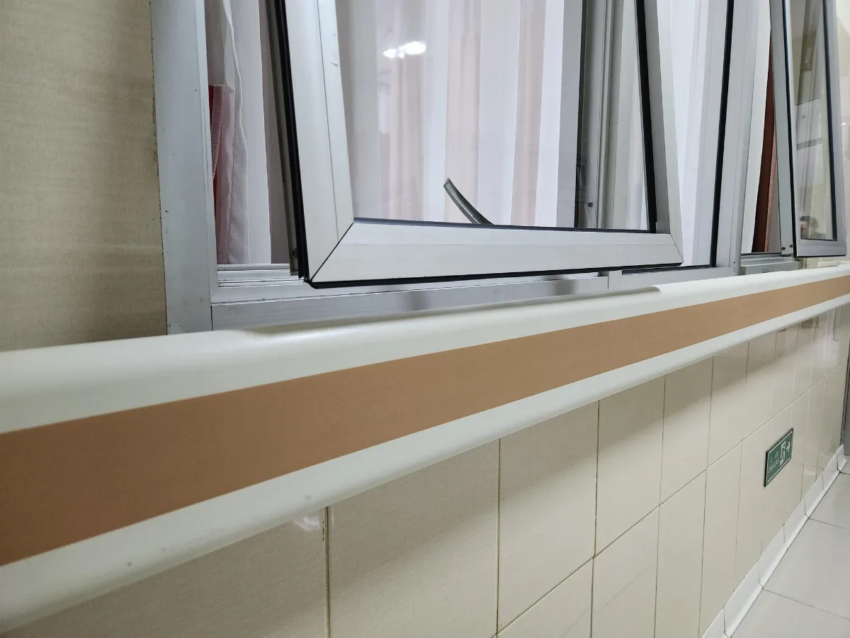 Jak wybrać idealny parapet wewnętrzny PCV?